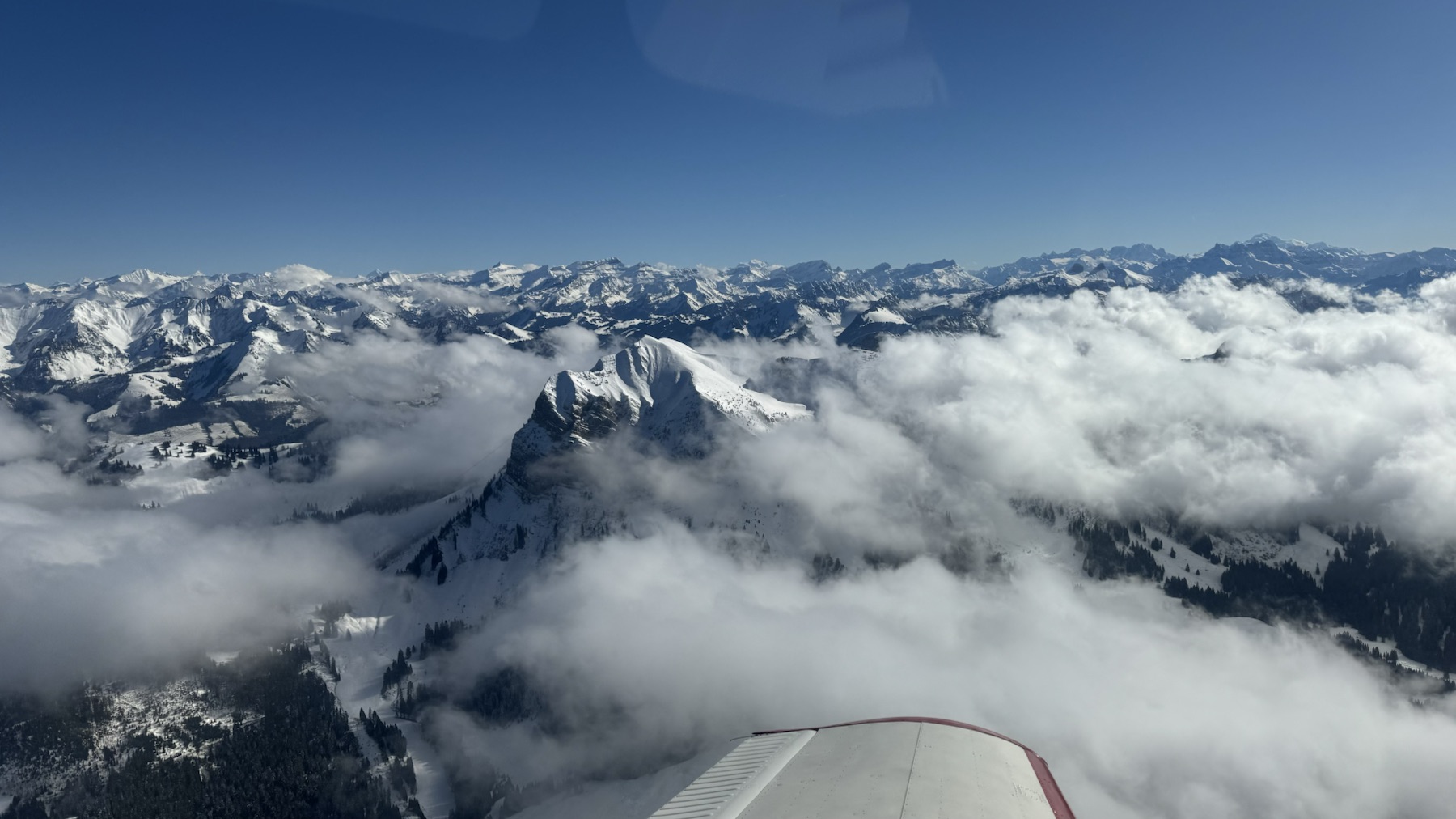 Galerie Navion en vol 13